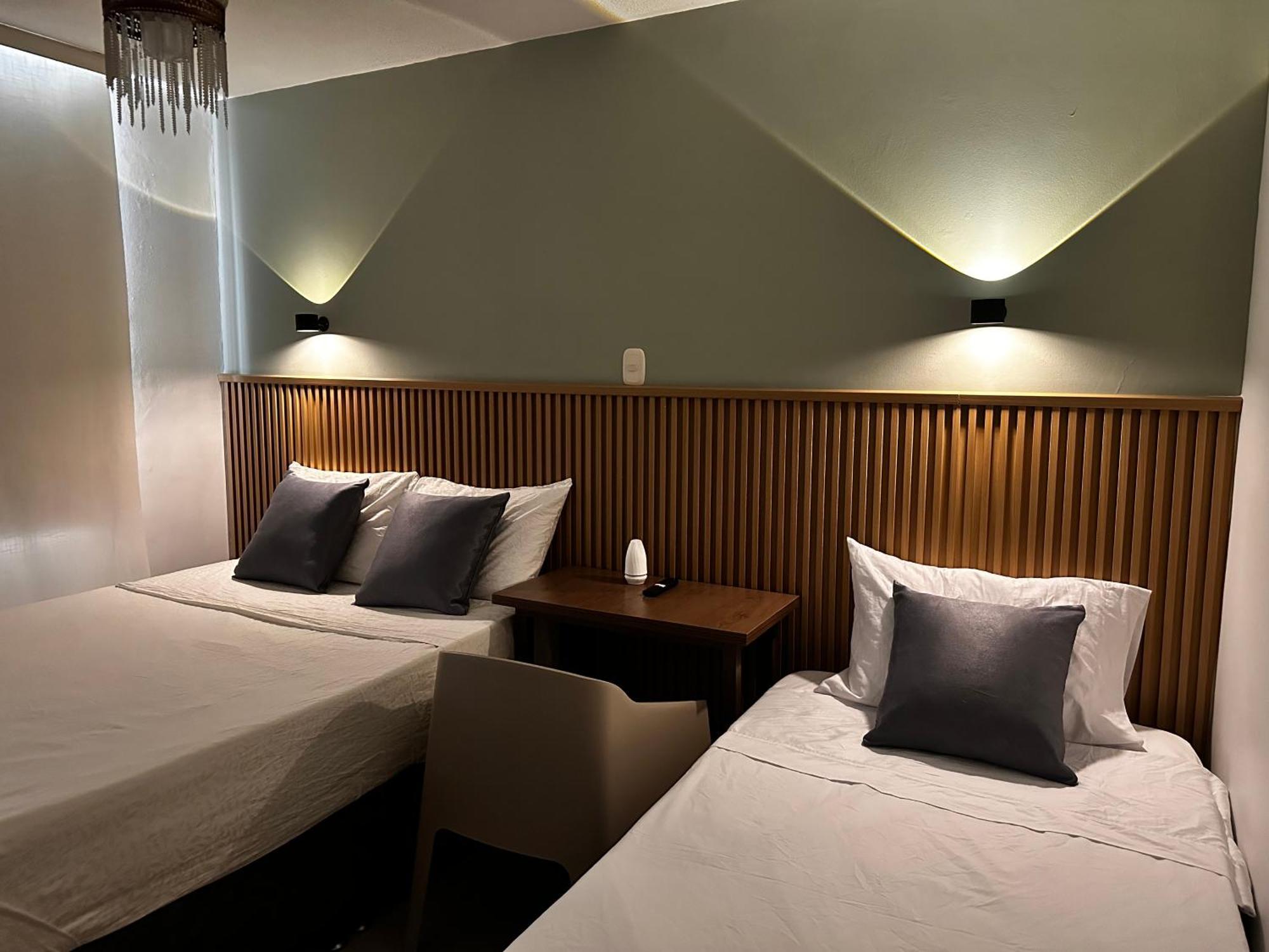 Hostel Brisas Del Nevado อีบาเก ภายนอก รูปภาพ